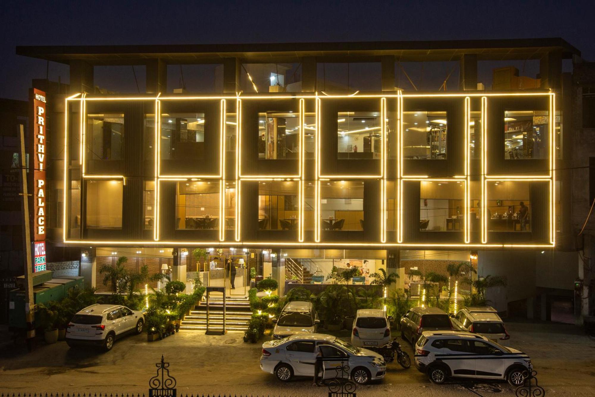 Park Tree Delhi Airport By Prithvi Palace With Free Airport Transsfer 4* New Delhi