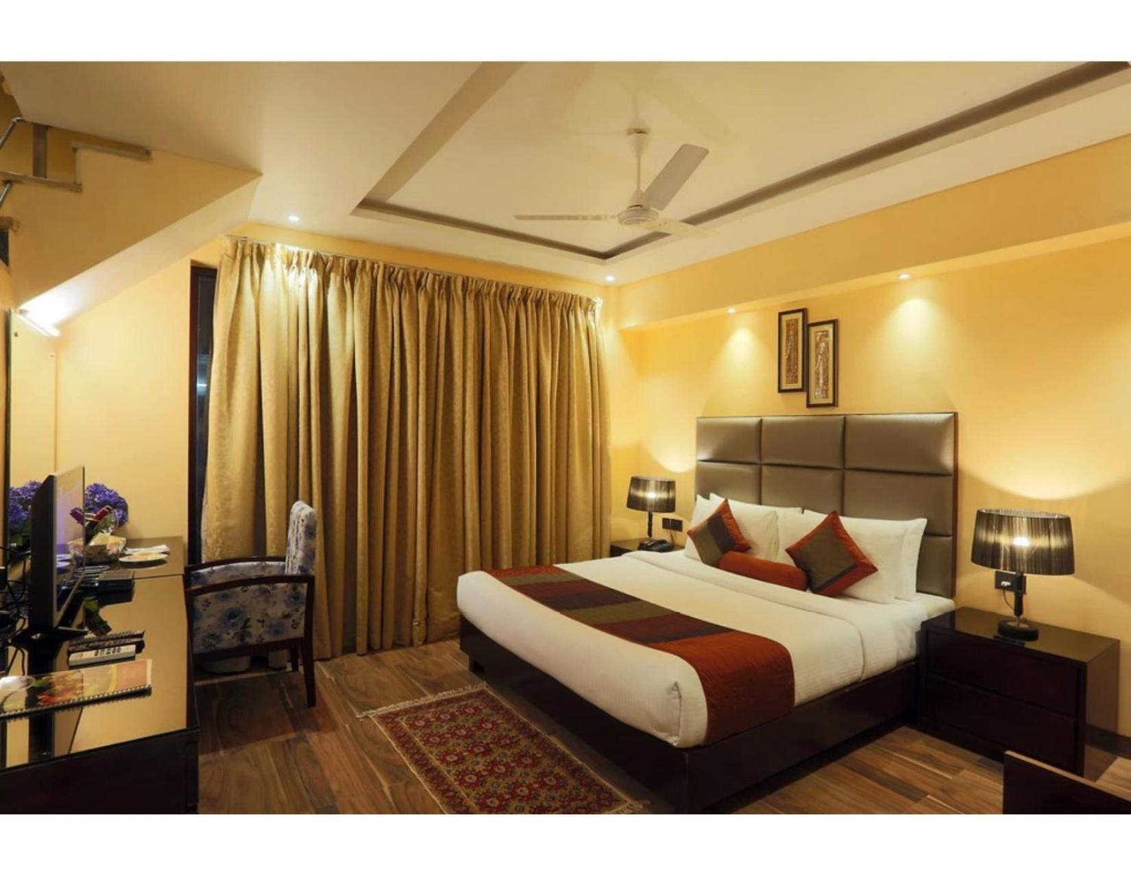 Hotel Park Tree Delhi Airport By Prithvi Palace With Free Airport Transsfer