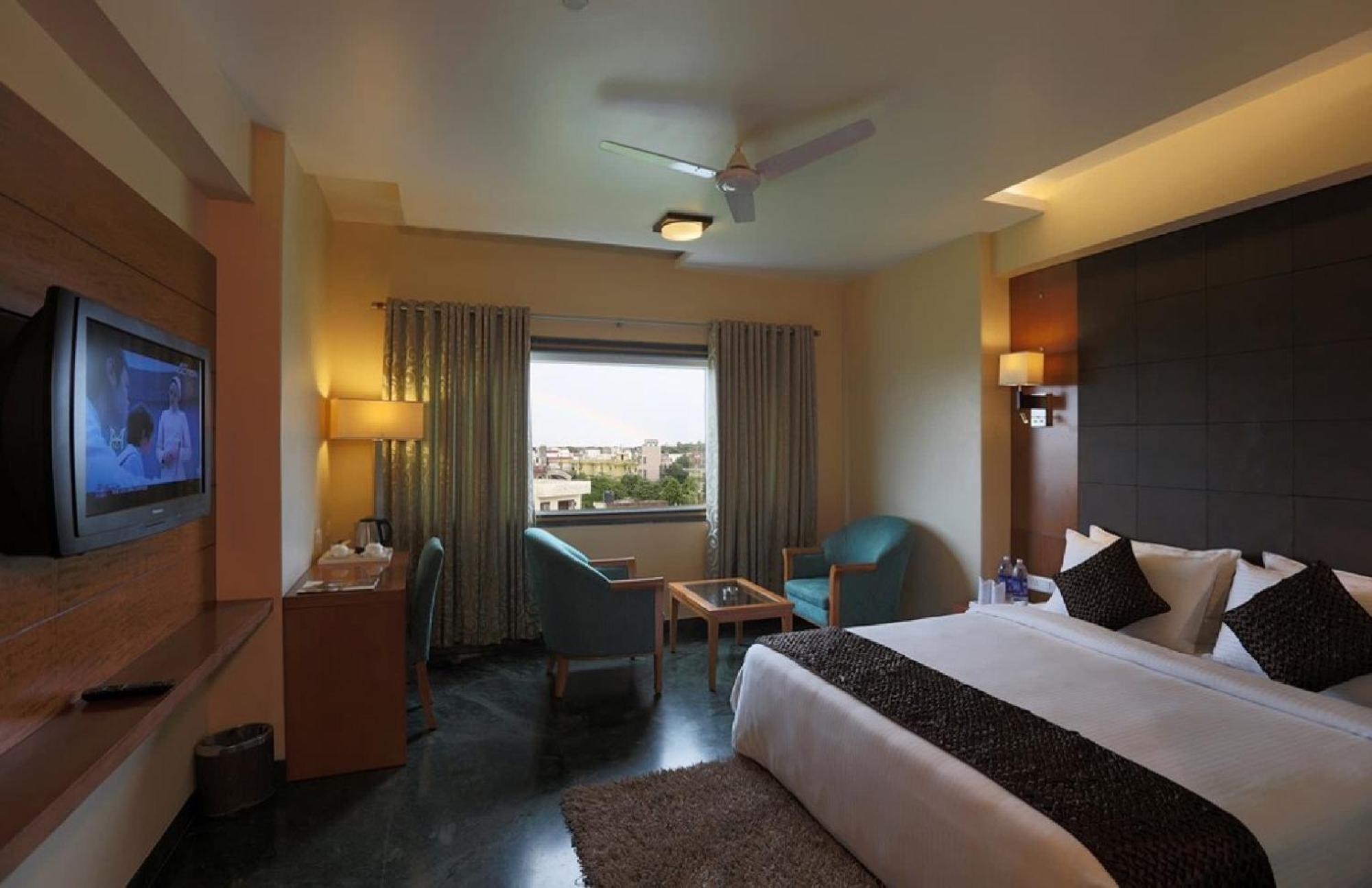Hotel Park Tree Delhi Airport By Prithvi Palace With Free Airport Transsfer New Delhi