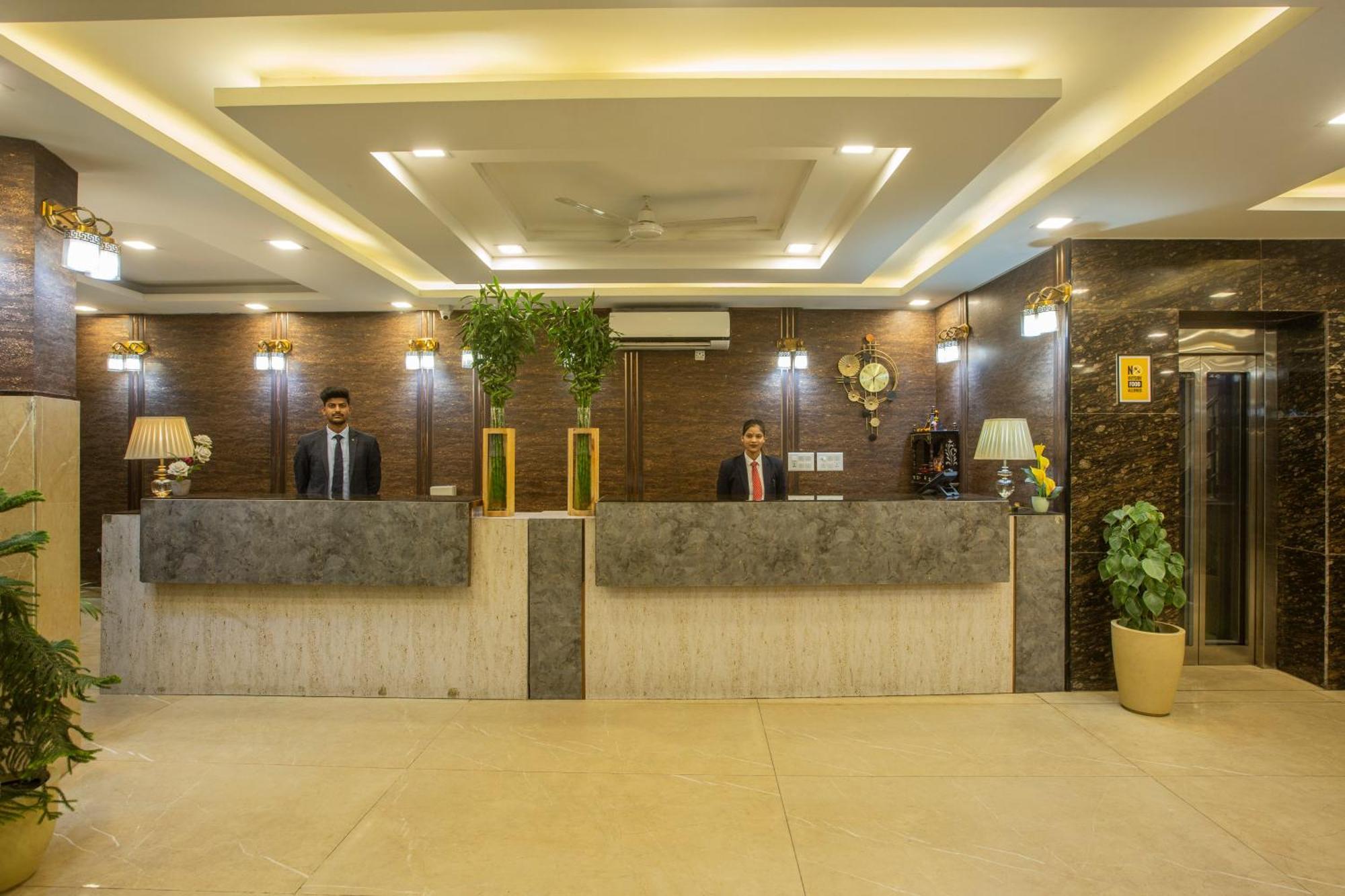 Park Tree Delhi Airport By Prithvi Palace With Free Airport Transsfer 4* New Delhi