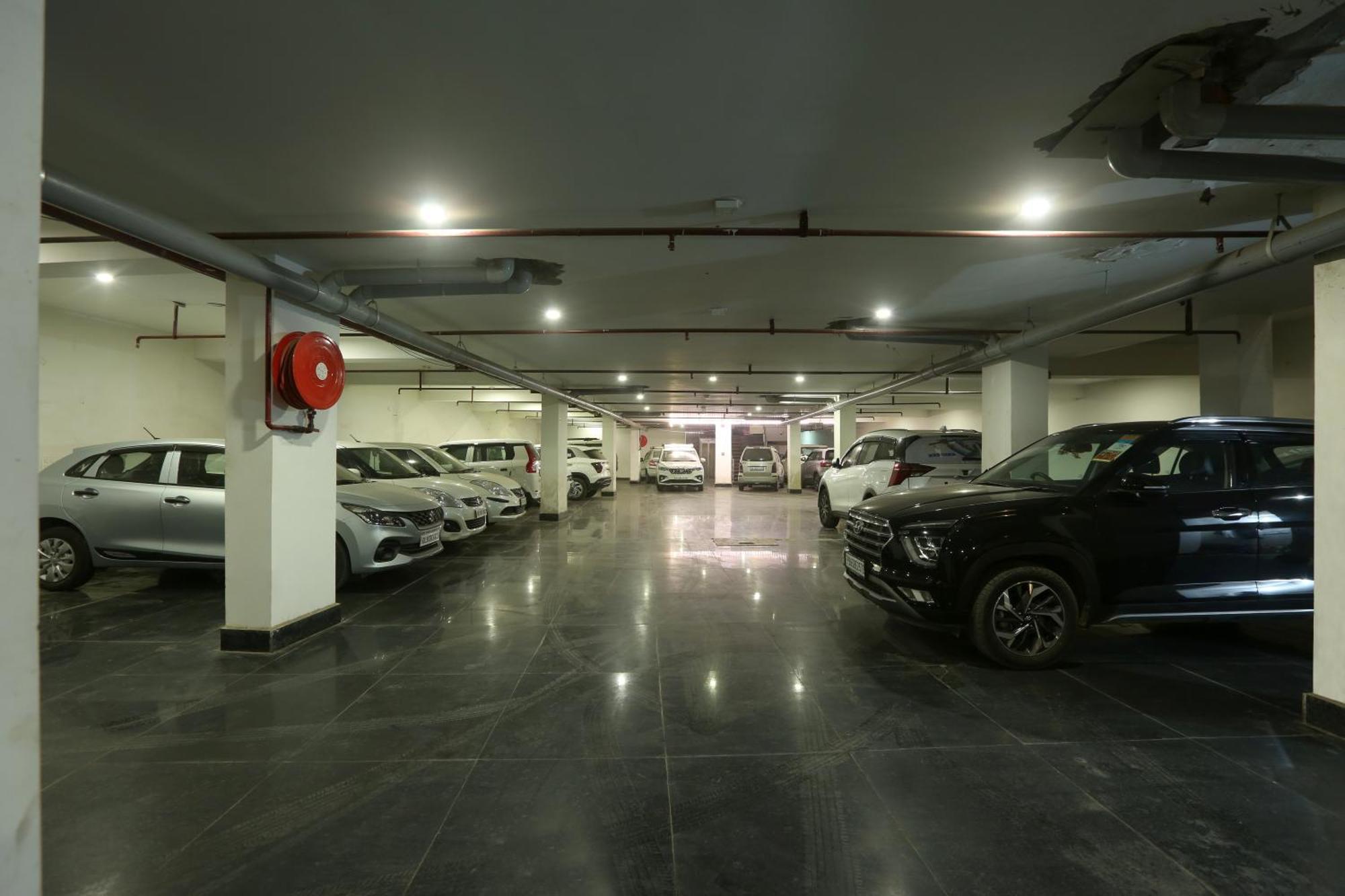 Hotel Park Tree Delhi Airport By Prithvi Palace With Free Airport Transsfer