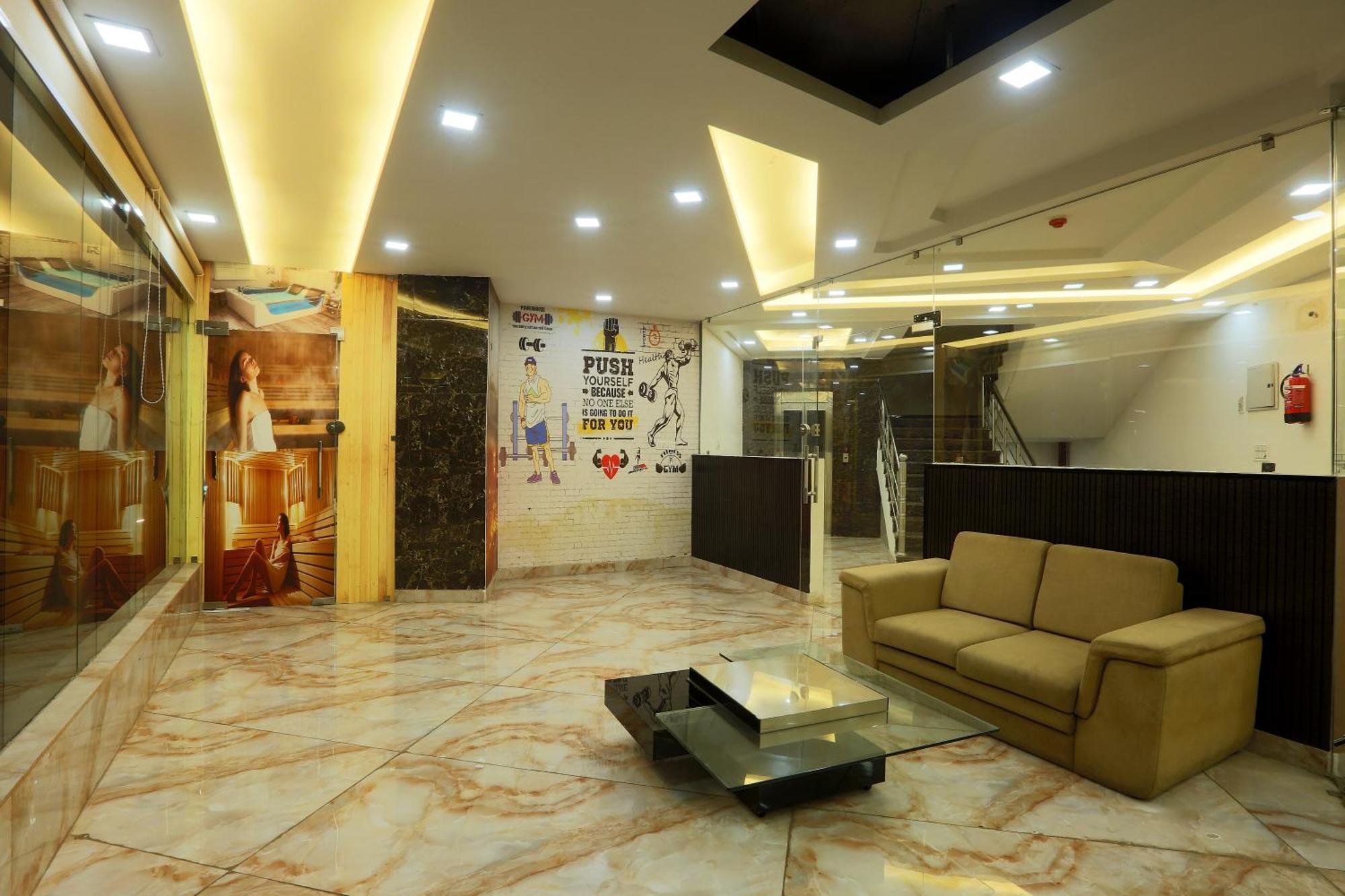 Hotel Park Tree Delhi Airport By Prithvi Palace With Free Airport Transsfer 4*