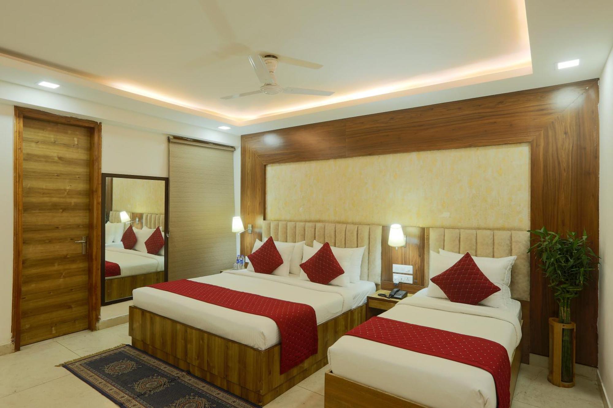 Park Tree Delhi Airport By Prithvi Palace With Free Airport Transsfer New Delhi