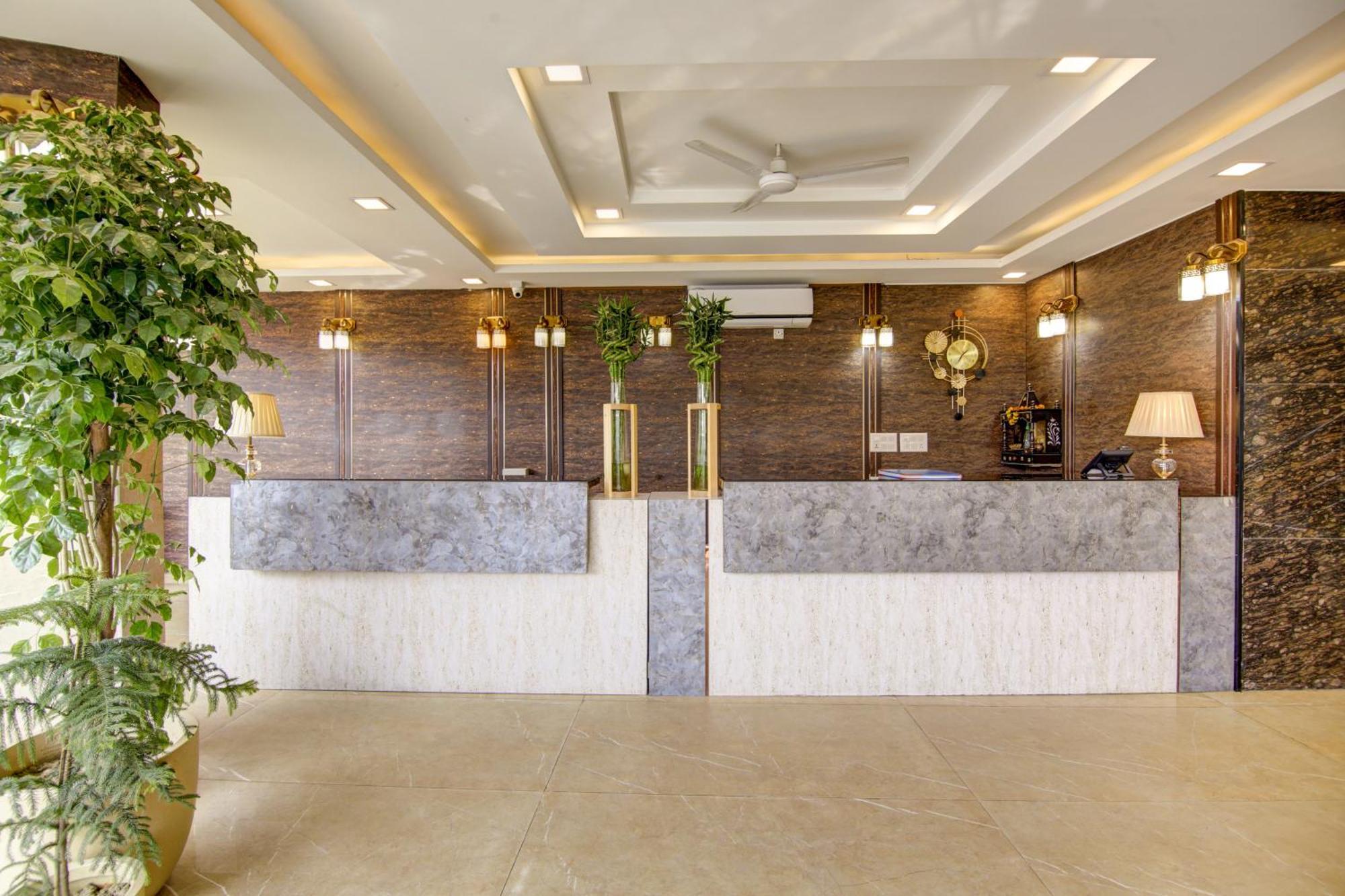 Park Tree Delhi Airport By Prithvi Palace With Free Airport Transsfer 4* New Delhi