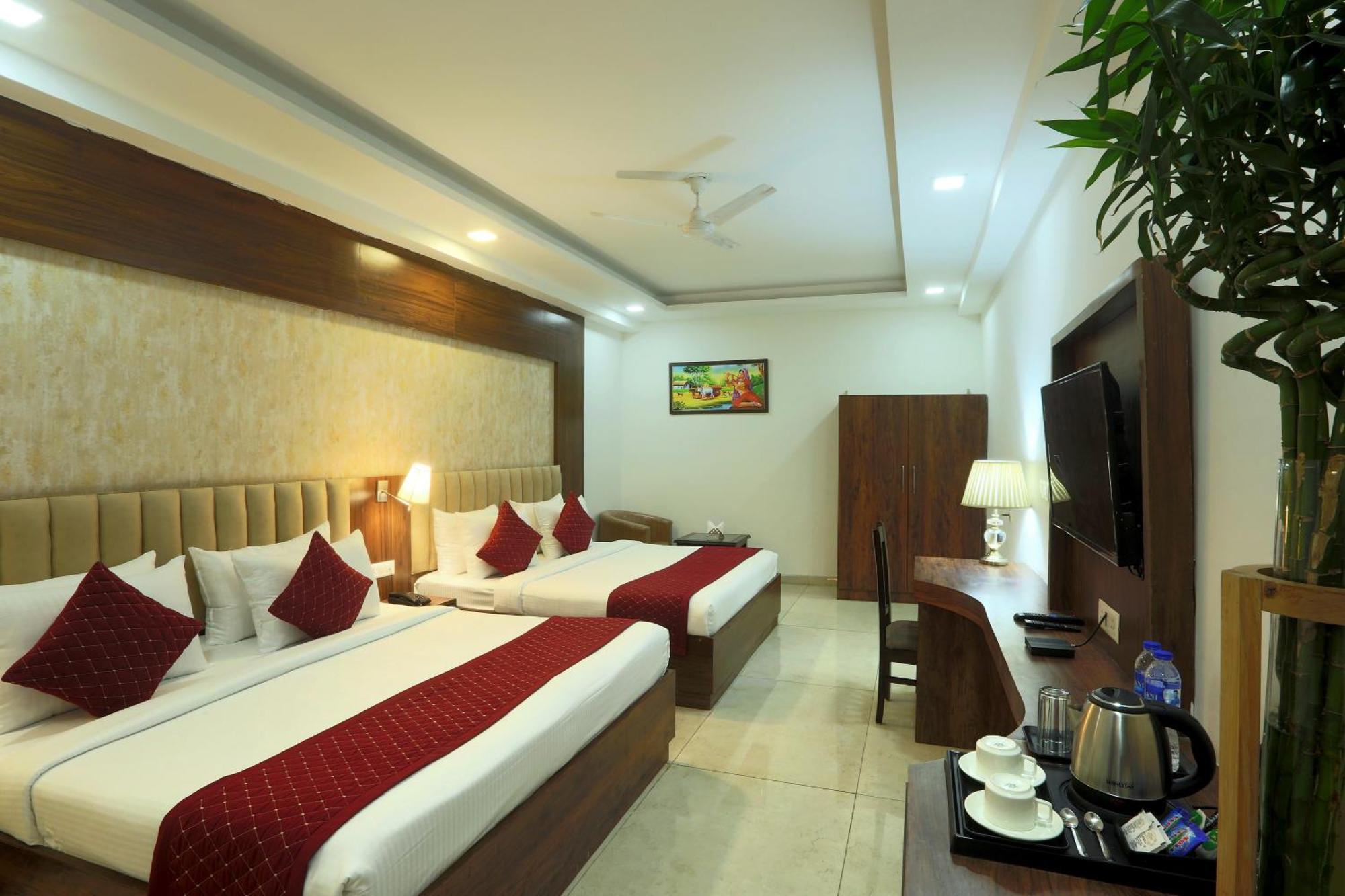 Park Tree Delhi Airport By Prithvi Palace With Free Airport Transsfer Hotel