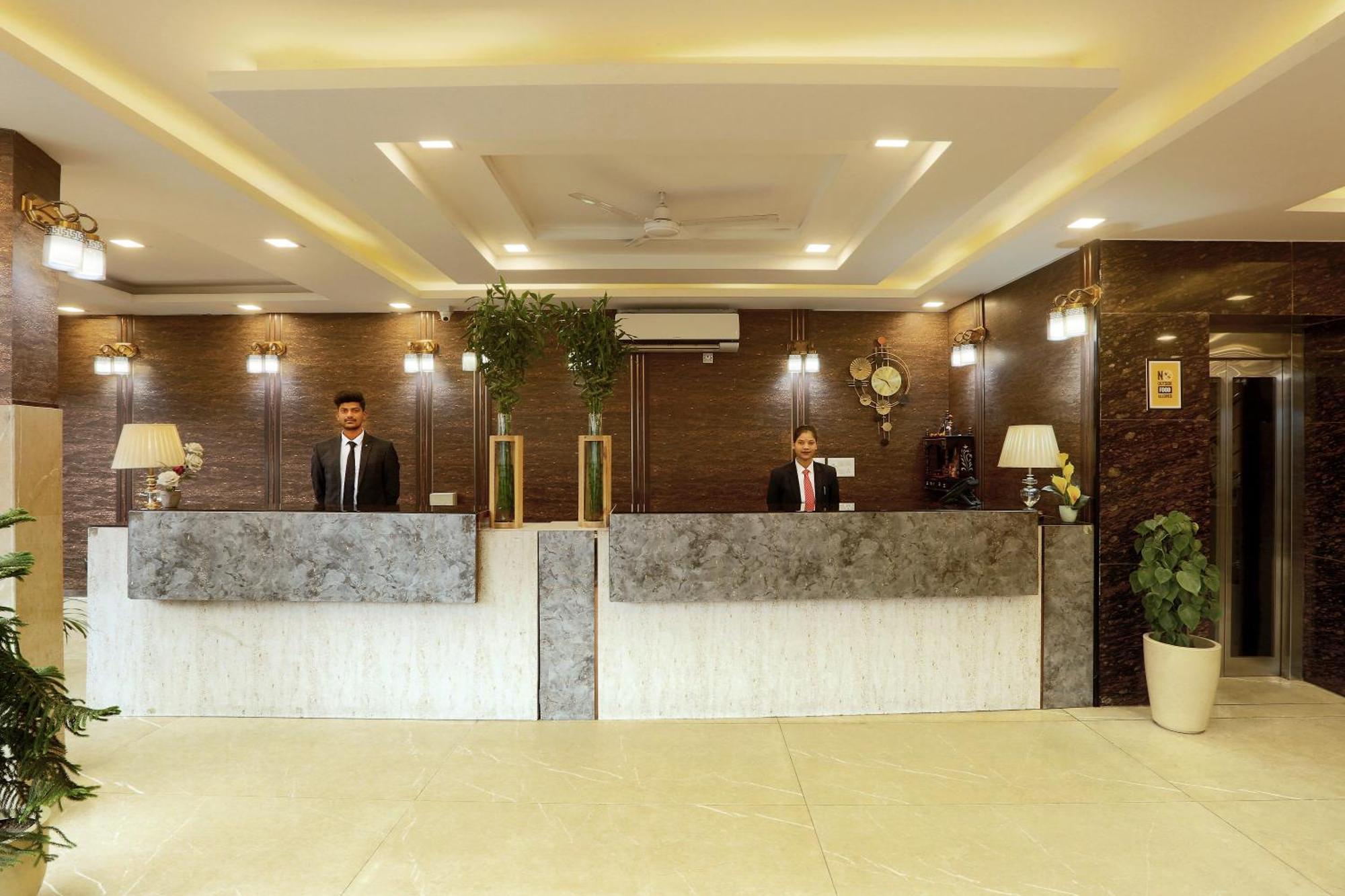 Hotel Park Tree Delhi Airport By Prithvi Palace With Free Airport Transsfer New Delhi