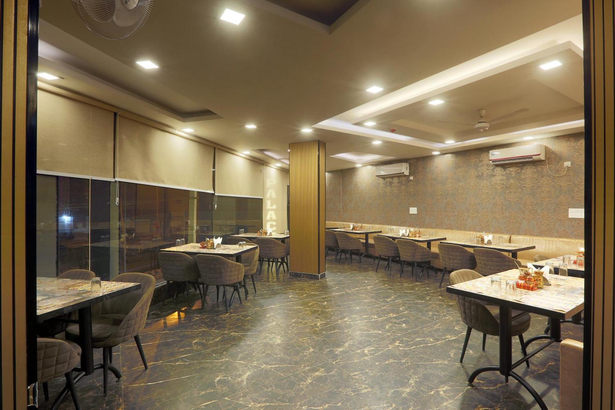 Park Tree Delhi Airport By Prithvi Palace With Free Airport Transsfer 4* New Delhi